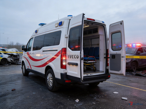 Ambulance diesel de qualité professionnelle avec système de réanimation pour les urgences sur les sites miniers et le transport de patients - Product Image 4