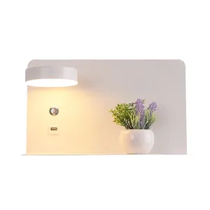 الجدار مصباح غرفة نوم أباجورة حائط الخلفية بسيطة الإبداعية مصباح مع USB للهاتف المحمول شحن الأسلاك-شحن وحدة إضاءة LED جداريّة ضوء