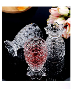 Gobelets en verre gaufré sirène personnalisés portables tasses à verres à pied pour <span class=keywords><strong>alcool</strong></span> esprit Vodka <span class=keywords><strong>carafe</strong></span> à vin jus et boissons - Product Image 4