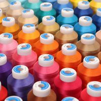 181 couleurs disponibles, fil à broder pour machine à broder de haute ténacité, 120D/2 4000m, 100% polyester, filaments teints, marque YH