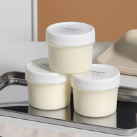Pot à yaourt en plastique avec couvercle 150 ml, récipient pour yaourt grec, pot à collation avec cuillère épaisse, emballage individuel rond transparent, lot en vrac