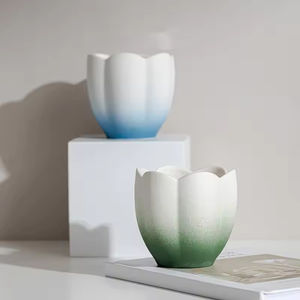 Velas Aromáticas Hechas a Mano Únicas con Caja de Regalo |   Vela Aromática de Cerámica con Forma de Flor para el Hogar - Product Image 6