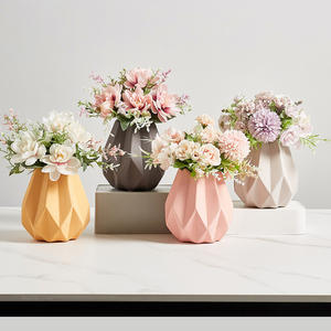 Vase <span class=keywords><strong>Origami</strong></span> géométrique en céramique pour plantes, Pot d'arrangement de plantes, décoration de maison, style nordique, 1 pièce - Product Image 2