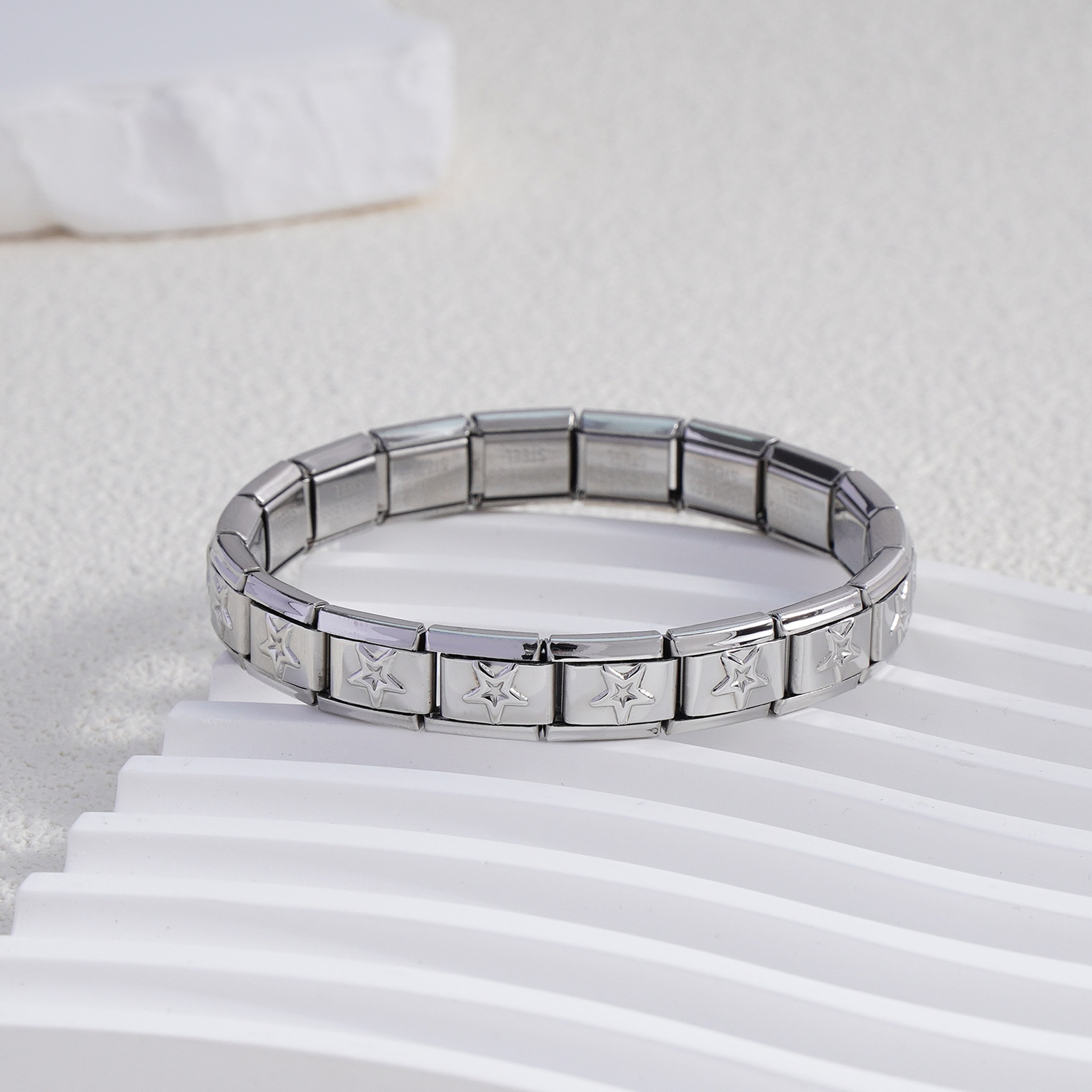 Étoile creuse à cinq branches argentée BD-256