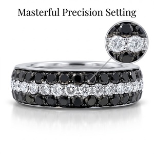 Bague pavée de diamants noirs et blancs en or blanc 18 carats, sertie sur trois rangées, bijoux fins personnalisés de qualité supérieure, cadeau d'anniversaire d'usine - Product Image 2