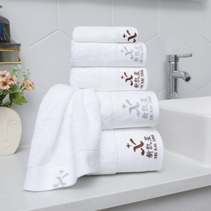 Serviette de visage forgée de platine en pur coton d'hôtel d'étoile Serviette de bain confortable et douce d'usine en gros - Product Image 6