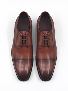 Chaussures Oxford marron à bout rapporté pour hommes en cuir véritable à lacets – Chaussures habillées classiques pour affaires et mariages, antidérapantes - Product Image 4