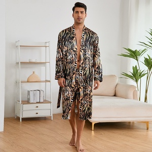Ensemble de peignoirs en satin de soie à imprimé <span class=keywords><strong>animal</strong></span> pour <span class=keywords><strong>homme</strong></span>, pyjamas en soie glacée tendance, vêtements de maison - Product Image 2