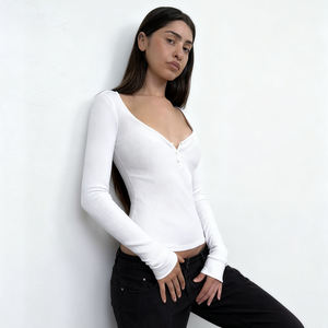 Camiseta Clásica Casual de Manga Larga con Cuello en V, Tejido Elástico Cómodo, Ecológico, Transpirable, de Color Liso, Corte Ajustado y Versátil - Product Image 2