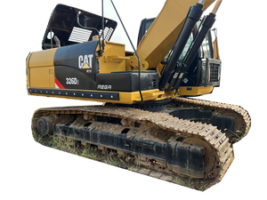 Excavatrice sur chenilles hydraulique d'occasion Caterpillar CAT326 de 26 tonnes, exportée du Japon, avec godet disponible et garantie, accessoire de râteau - Product Image 2