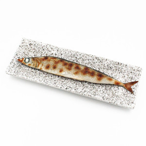 Modelo de comida japonesa de PVC simulando carne de barbacoa y pescado saury, accesorios de fotografía para transmisiones en vivo - Product Image 4