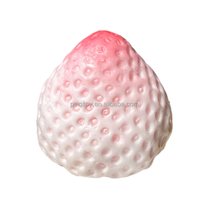 Neue Simulation Strawberry Squeeze TPR Spielzeug Nettes Soft Stress Relief Zappel spielzeug für Kinder Adult Dekompression Straw aberry <span class=keywords><strong>Toy</strong></span> - Product Image 6