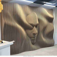 Panneau mural en bois 3D paramétrique M35, sculpture acoustique moderne en bois avec banc intégré pour la décoration commerciale des halls