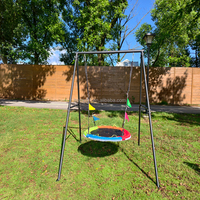Balançoire Zoshine avec support, ensemble de balançoires pour enfants en 4 couleurs, structure en PP robuste, design moderne, pour l'extérieur, la cour, la cour de jeux