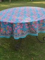Nappe ronde exclusive en coton imprimé à la main pour 8 personnes avec motif floral, lavable et durable pour usage domestique