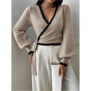 Pull court élégant en maille à manches longues et col en V avec ceinture, manches lanternes, pour femme – Idéal pour le bureau en automne - Product Image 2