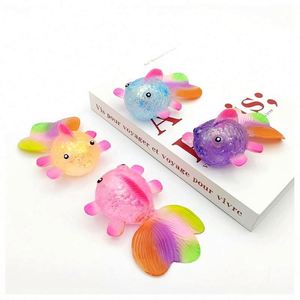 Juguete Sensorial de Silicona de Compresión Lenta con Diseño Divertido de Rata Temática de Queso, Juego Antiestrés para Niños, Sistema de Recompensas para el Aula - Product Image 4