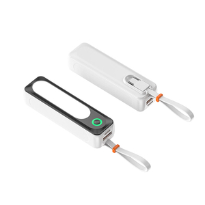 <span class=keywords><strong>Batterie</strong></span> <span class=keywords><strong>Externe</strong></span> Portable 10W Mini Universelle avec Câble Intégré, Compatible <span class=keywords><strong>iPhone</strong></span> <span class=keywords><strong>et</strong></span> <span class=keywords><strong>Samsung</strong></span> - Product Image 1