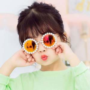 Lunettes de soleil rondes en métal pour enfants, avec logo personnalisé, tendance 2020, pour garçons et filles, avec perles - Product Image 2