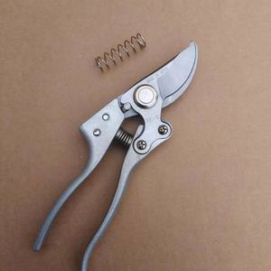 กรรไกรตัดแต่งกิ่ง V10 ใบมีดสแตนเลสเอสเค-5 ขนาด 20-30 มม. สำหรับต้นไม้ผลไม้ จัดสวน สีเทา - Product Image 1