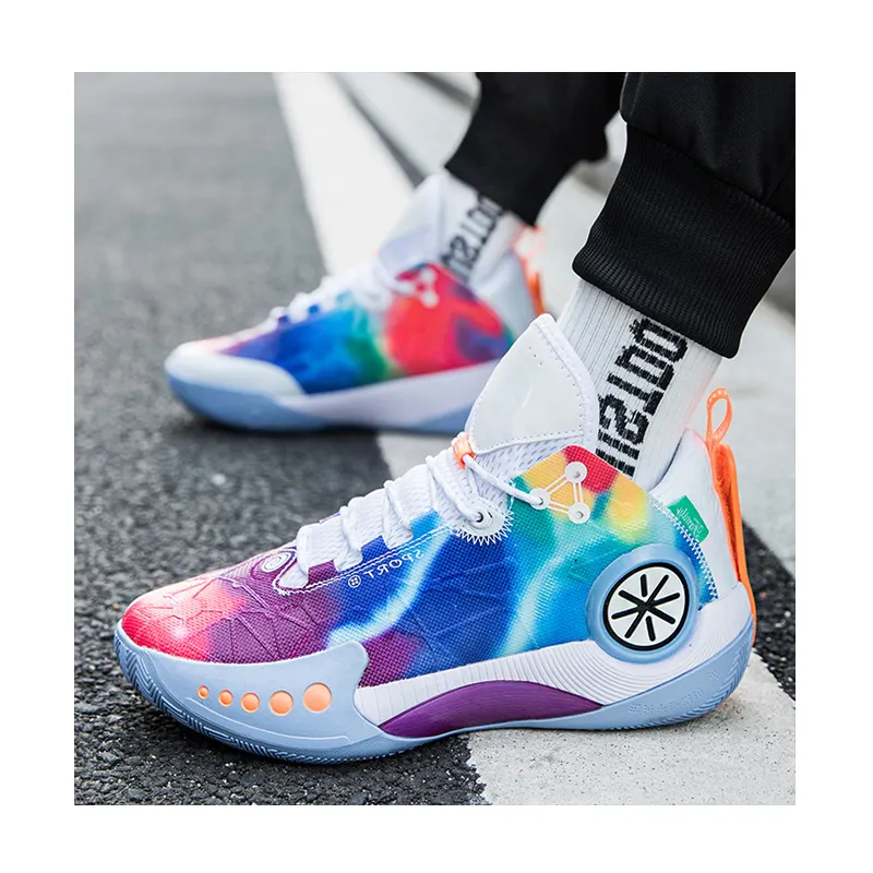 2024 Newly designed men's sneakers customized with other stylish shoes Basketball style zapatos walking style casual shoes