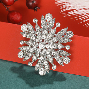 Broches Flocon de Neige 2026, Broches de Mariage, Broches Flocon de Neige en Strass pour Femmes, Idéales pour Cadeaux - Product Image 6