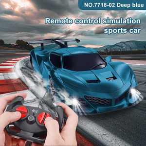 Coche Deportivo a Control Remoto con Luces, Escala 1:16, para Uso en Interiores y Exteriores, para Edades de 8 a 13 Años - Product Image 2
