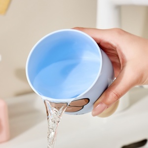 Gobelet de bain de bouche créatif en plastique écologique, motif dessin animé mignon, grande taille, simple, pour brosse à dents - Product Image 4