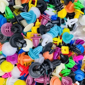 Lot de 100 attaches et fixations automobiles en <span class=keywords><strong>plastique</strong></span> pour carrosserie, tailles variées, vente en gros - Product Image 4