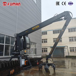 Grúa Compacta y Potente Montada en Camión Fuman para el Manejo de Chatarra para Reciclaje de Metal con Control Remoto y Pinza de Seis Pétalos - Product Image 2