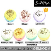 OEM /ODM 100% Bahan Alami Buatan Tangan Mewah Organik Vegan Set Hadiah Spa Pelembap Dua Buah Bom Mandi Berbentuk Bunga