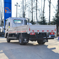 Nouveau camion cargo à double cabine Foton 6 tonnes camion léger 4x2 de 7 tonnes pour le transport logistique bon prix camion cargo à plat