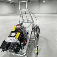 Machine de marquage routier à peinture froide avec moteur 4,3 CV pour le traçage de lignes dans les garages intérieurs