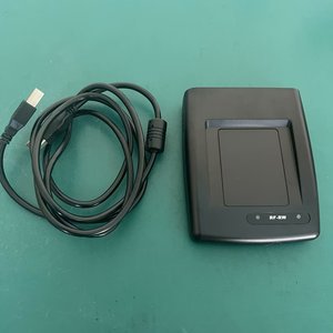 Sistema de bloqueo de hotel Soporte de tarjeta RF magnética Operación Codificador de lector de tarjetas de inserción motorizado - Product Image 4