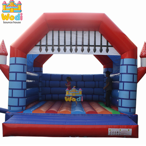 Château gonflable en matériau ignifuge, sécurité renforcée pour les événements publics - Product Image 3