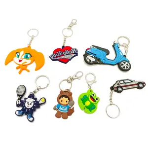 Custom Atacado Personalizado Máquina De Desenhos Animados De Borracha 3D Design Animal Carta Motocicleta Carro Anime Soft Pvc Strap Puffy Keychain