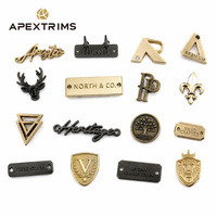 Étiquette Métallique Personnalisée APEX pour Vêtements – Logo en Relief, Conception de Marque, Étiquette Arrière en Métal Poli OEM ODM