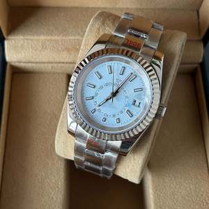 Relojes Mecánicos Automáticos de Lujo para Hombre, Minimalistas y Elegantes, de Acero Inoxidable, Personalizados OEM, Gran Venta - Product Image 1