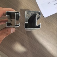 Profilé de fixation robuste en acier galvanisé pour film de serre avec fil ondulé pour l'installation de film polyéthylène