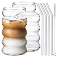 Verres à boire classiques en borosilicate de haute qualité, forme ondulée, 300 ml (10 oz), avec motif logo, manchon isolant en silicone, vente en gros