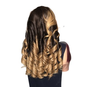 Parrucca riccia a onde tubolari marrone 4/27 a doppia trama, 20 pollici - Product Image 1