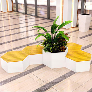Boîte à fleurs créative en métal assortie au hasard avec banc de repos Pot de fleur en acier hexagone pour centre commercial - Product Image 6