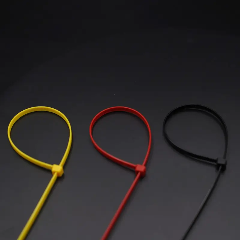 नायलॉन केबल संबंधों मिश्रित प्लास्टिक ज़िप टाई पीले और हरे और लाल और नीले और बैंगनी मिश्रित पैकेज अद्भुत गुणवत्ता और कीमत