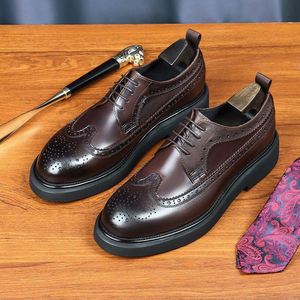 Chaussures en cuir pour hommes, authentiques, britanniques, personnalisées, formelles, à lacets, décontractées, sportives - Product Image 1