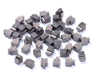 Spazzola di Carbone a Forma di Arco Serie 3 3.2*4*4.6 - Product Image 2