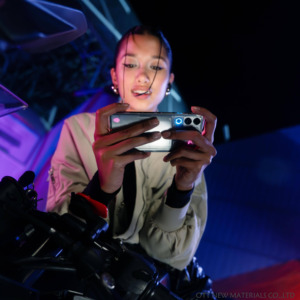 Teléfono para Juegos <span class=keywords><strong>Red</strong></span> <span class=keywords><strong>Magic</strong></span> 5G, Pantalla LCD de <span class=keywords><strong>6</strong></span>.8 Pulgadas, 90 Hz, Octa Core, Batería de 7000-7999 mAh, Carga Rápida de 100 W, Cámara de 12 MP, Android 15 - Product Image 4