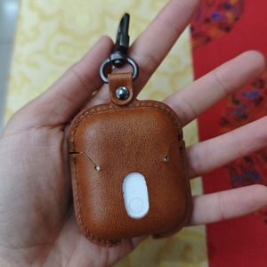 Étui Premium en Cuir PU Vintage pour <span class=keywords><strong>AirPods</strong></span> Pro <span class=keywords><strong>3</strong></span> Compatible avec Tous les Étuis <span class=keywords><strong>AirPods</strong></span> 1/2/<span class=keywords><strong>3</strong></span>/4/Pro2 Design Élégant Style Denim - Product Image 3