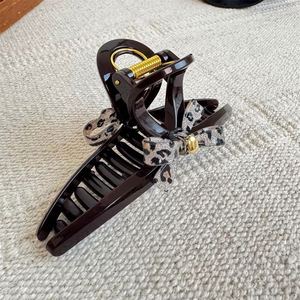 Pinza para el pelo con lazo brillante de estampado de leopardo para PC, pinza de tiburón grande y delicada para la parte trasera de la cabeza, horquilla para peinado, regalo japonés coreano - Product Image 6