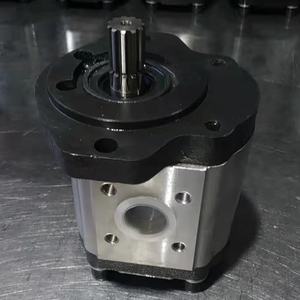 Pompe à engrenages hydraulique AL156335 AL200830 AL117812 Utilisée pour les tracteurs <span class=keywords><strong>John</strong></span> <span class=keywords><strong>Deere</strong></span> 6010 <span class=keywords><strong>6100</strong></span> 6200 6300 6400 6500 6600 6700 7100 - Product Image 3