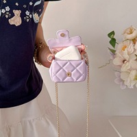 En gros Mini porte-monnaie matelassé brodé avec chaîne et breloque, en microfibre, boîte surprise, cadeau pour diffusion en direct